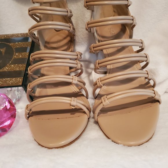 BCBGeneration Maria BC106 Nude Strappy Low Heel - Picture 5 of 10